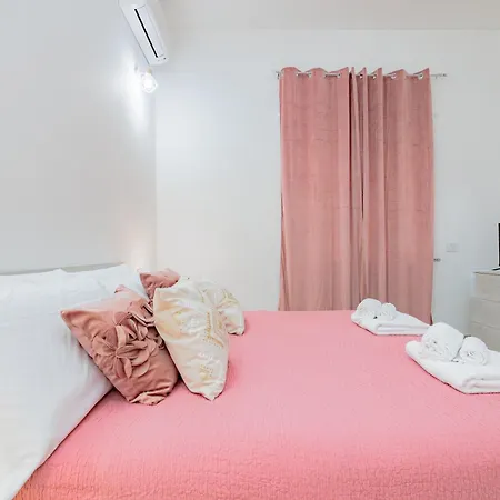 La Casa Di Alessia Nel Centro Di - Alessiatravelling Tatil Evi *