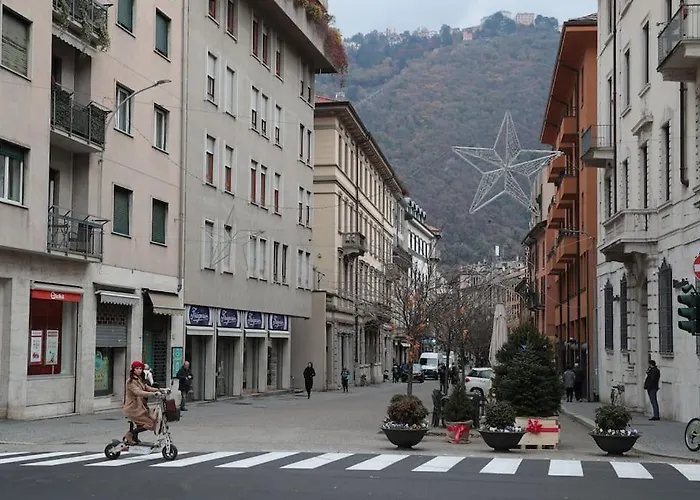 La Casa Di Alessia Nel Centro Di - Alessiatravelling Nyaraló Como