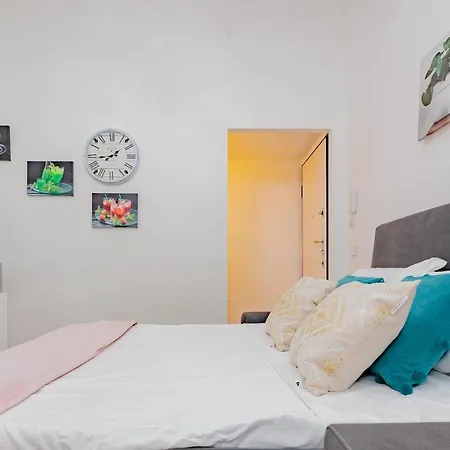 La Casa Di Alessia Nel Centro Di - Alessiatravelling קומו